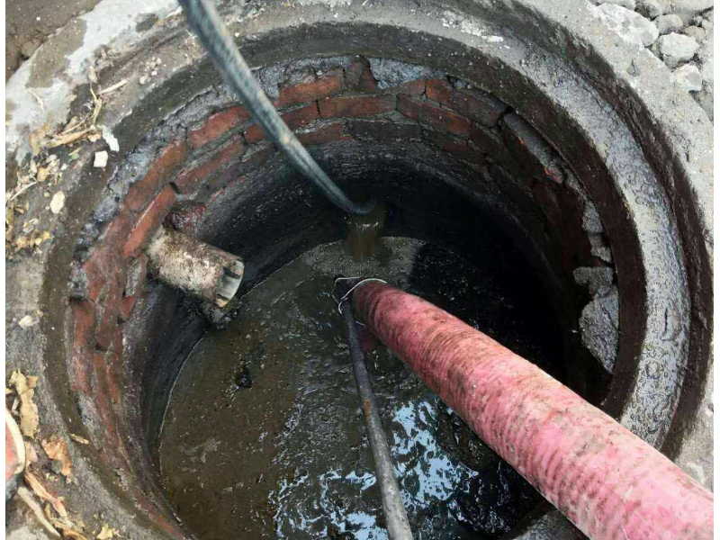 青岛胶南清理化粪池。高压车清洗管道、抽泥浆 污水