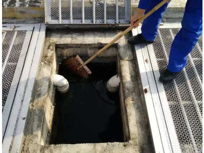 青岛胶南投下水道,黄岛区清理化粪池、马桶不通不收费